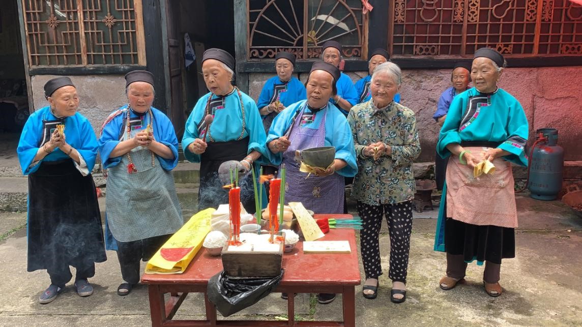 天龍屯堡三教寺的雷神會祭雷神現場